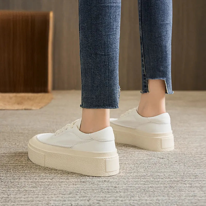 Women's black platform sports board shoes with cowhide leather upper and round toe design