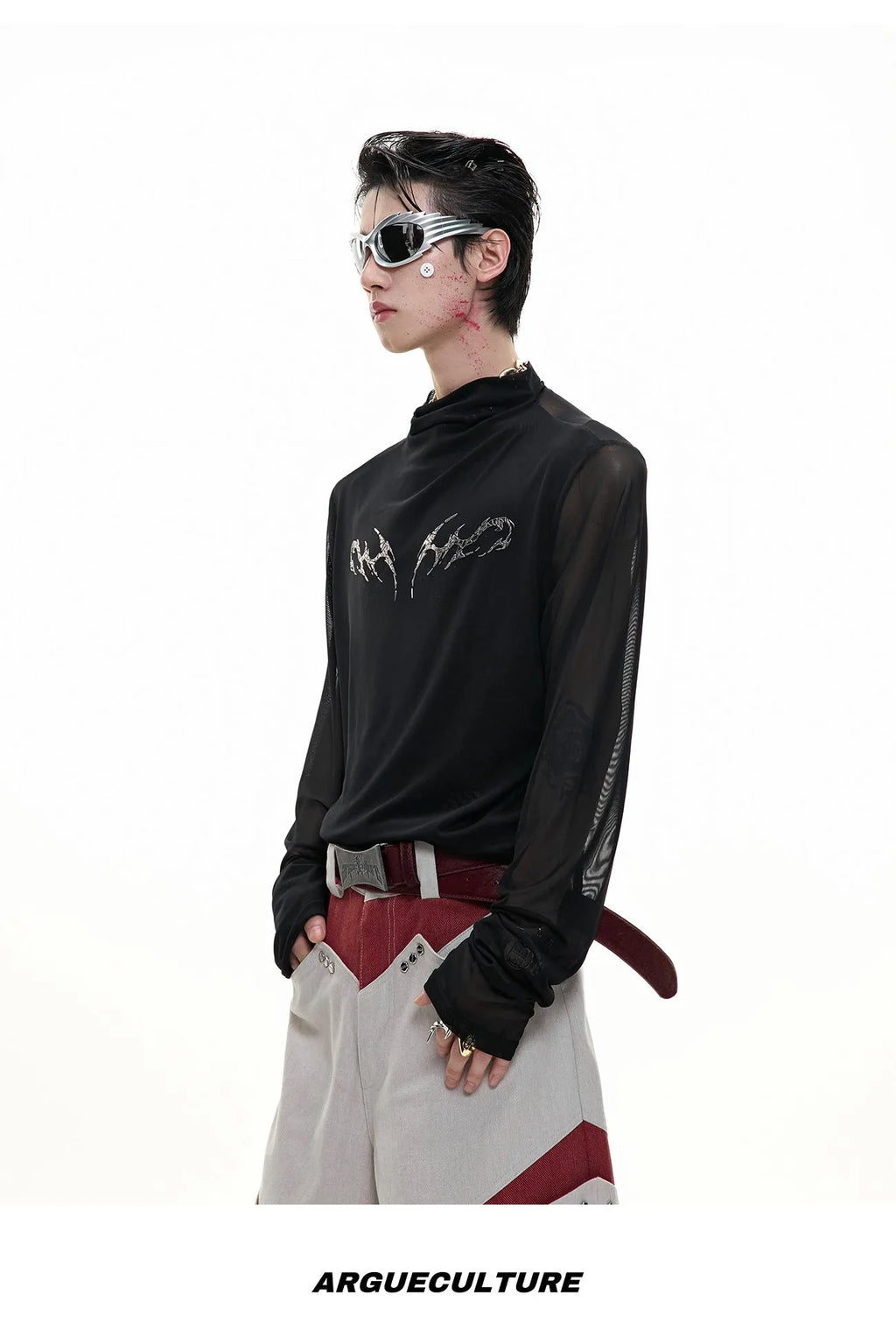 Men's black mesh slim-fit long-sleeved bottoming shirt on a hanger.