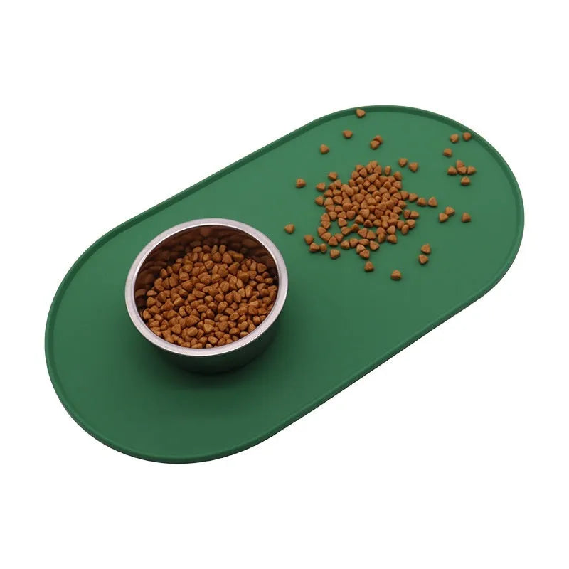 Silicone waterproof cat meal placemat in green colour showing size dimensions