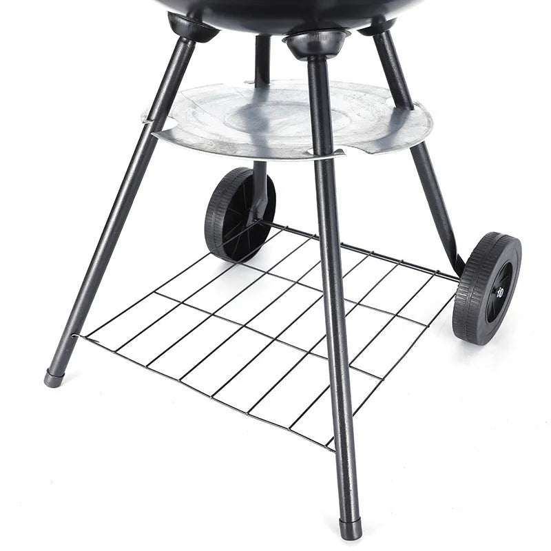 Portable 14-inch barbecue grill with iron construction and apple stove design