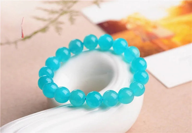 Grade 7A Amazonite natural scattered beads in various sizes with polishing treatment
