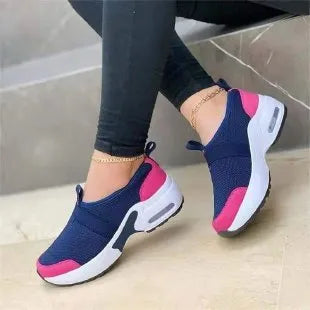 Women's flat mesh sneakers in multiple colours with round toe and shallow opening design