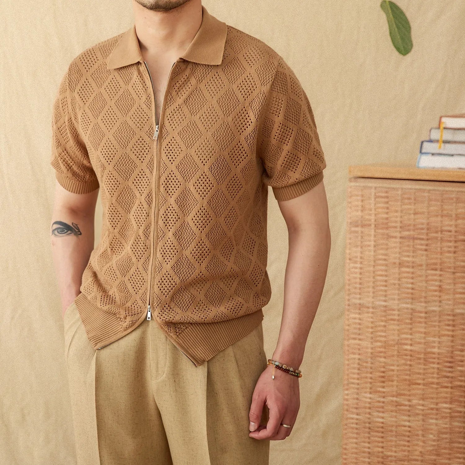 Women's cotton cardigan with zipper front and short sleeves in light brown colour