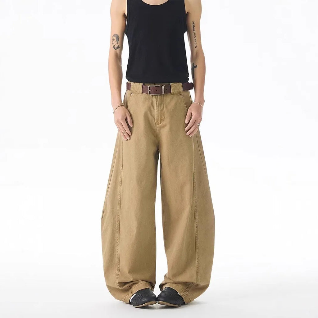 Brown men's casual jeans with straight leg loose fit and Korean style design