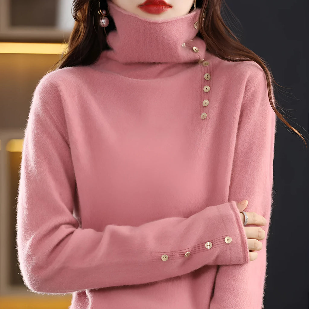 Women's knitted bottoming shirt in core-spun yarn fabric showing 3D pattern detail