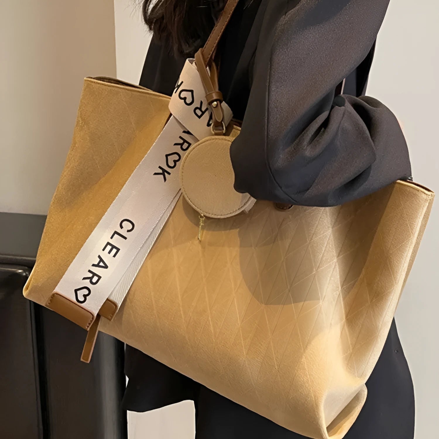 Large capacity soft polyester shoulder tote bag in horizontal square shape with sandwich pockets