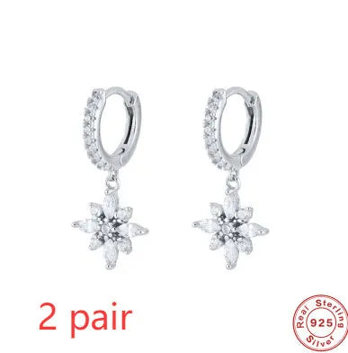 S925 sterling silver snowflake pendant earrings with gemstone inlay in yellow gold or white gold colour finish.