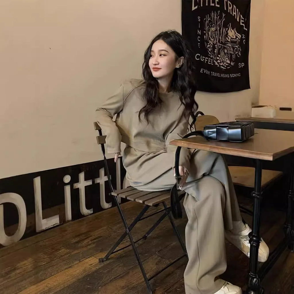 Women's khaki casual sports suit with long sleeve top and loose trousers in Japanese Korean style
