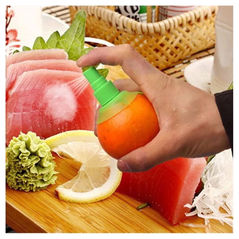 Green lemon sprayer with screw-in nozzle and PVC silicone ring for juice dispensing