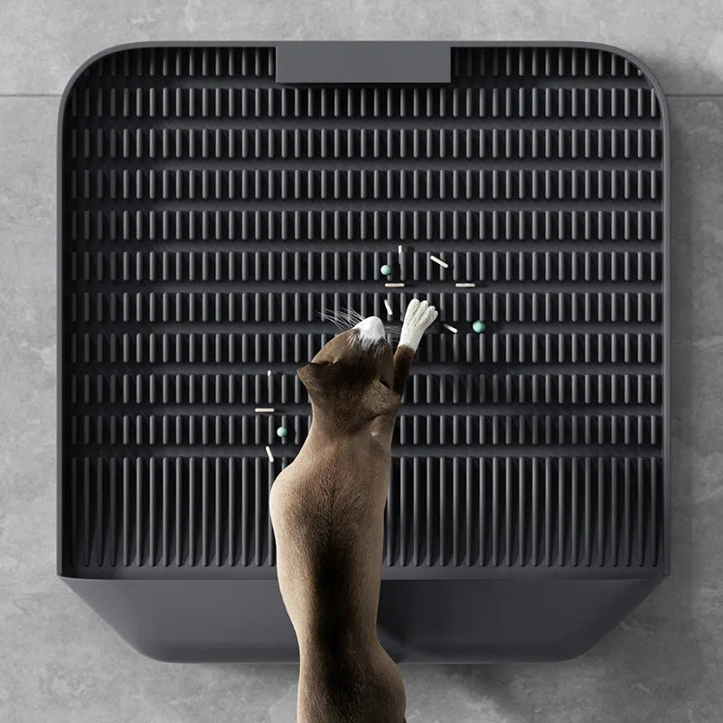 PP cat litter mat in bamboo charcoal gray colour measuring 37x37x8cm with pedal design