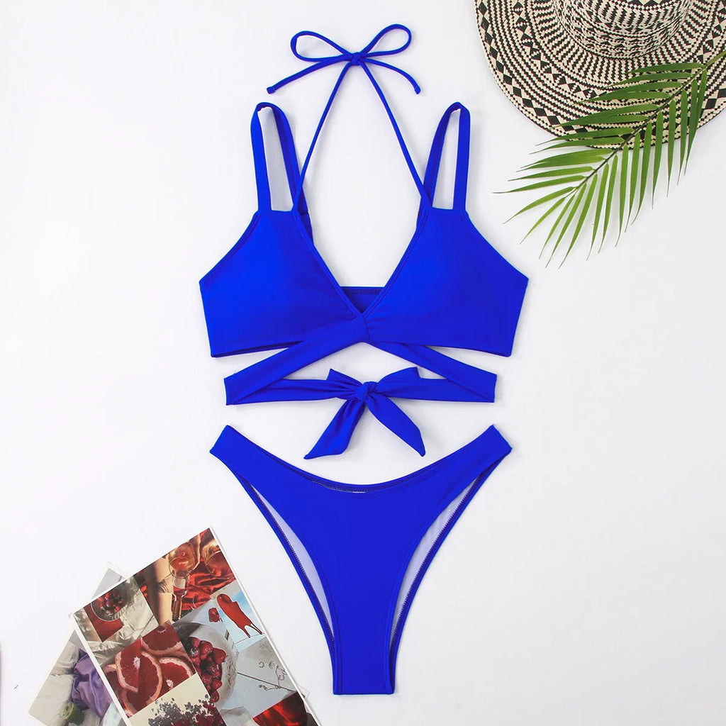 Solid colour women's bikini swimsuit with shoulder straps in black, blue, red, rose red, or white options