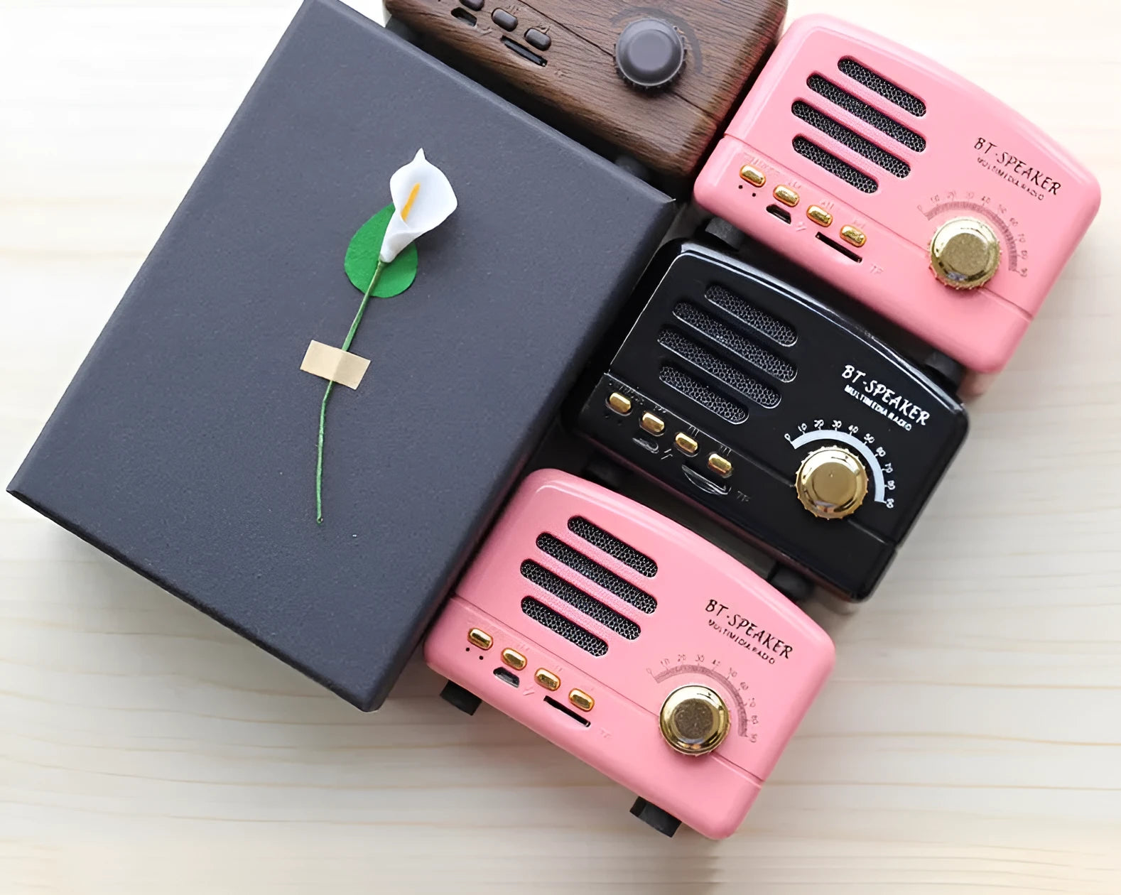 Vintage wood design Bluetooth speaker in compact size with USB charging port