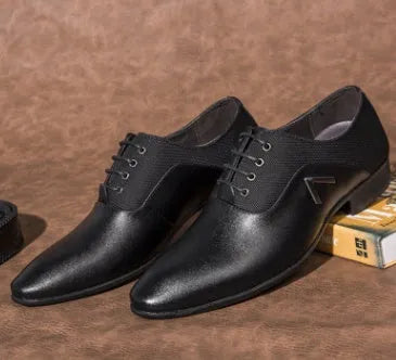 Men's Oxford shoes in artificial PU leather with rubber sole, showing black, brown and yellow colour options