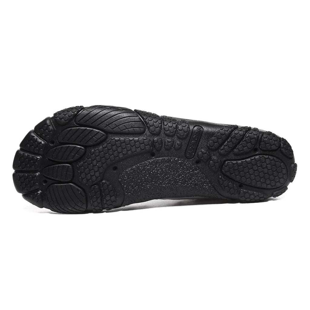 Unisex mesh water shoes with rubber sole and protective toe cap for river tracing and swimming