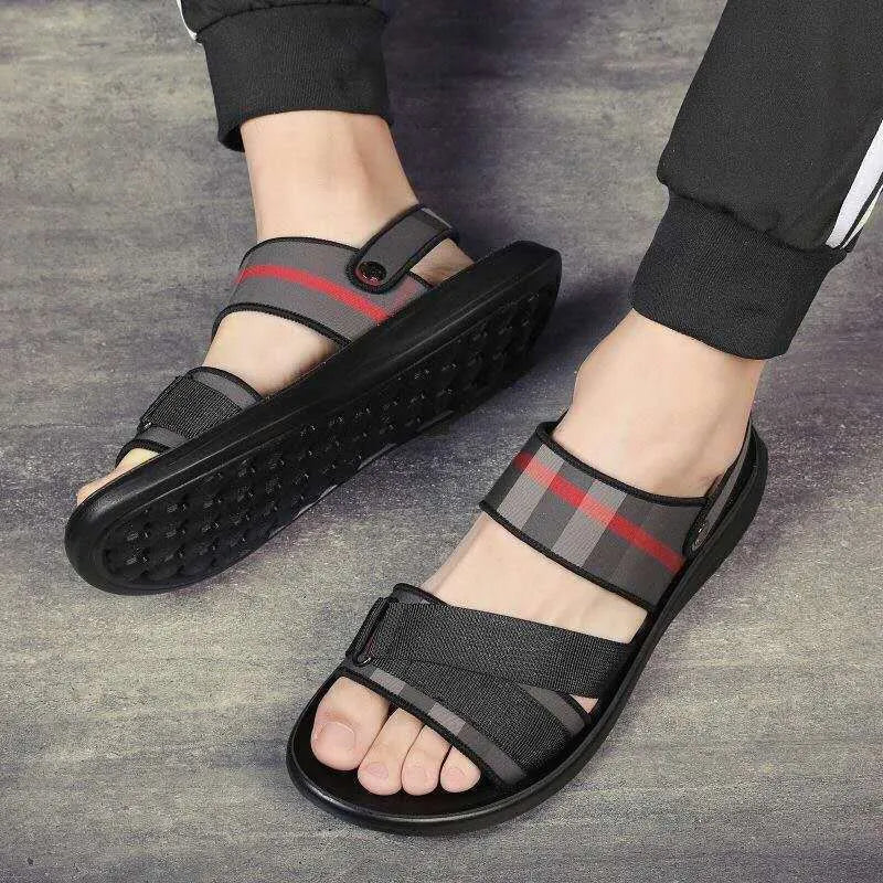 Youth leisure sports sandals with Lycra upper and polyurethane sole in sizes 38-44