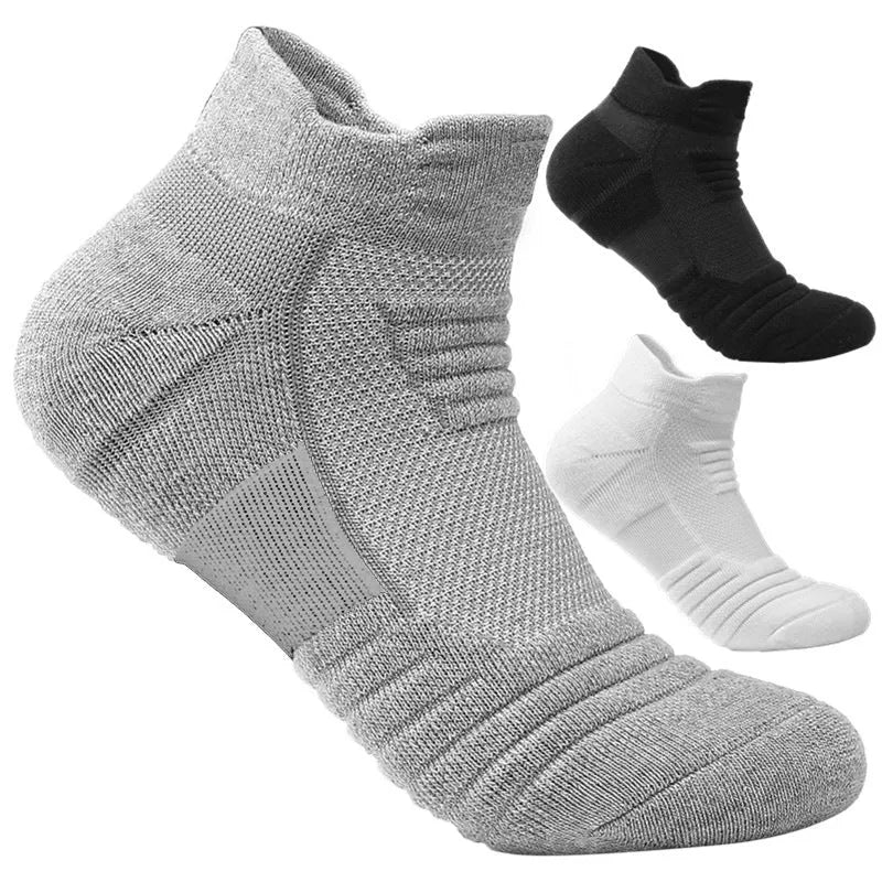 Men's cotton blend sports socks in black grey white sizes 39 to 46 brushed thick cushion