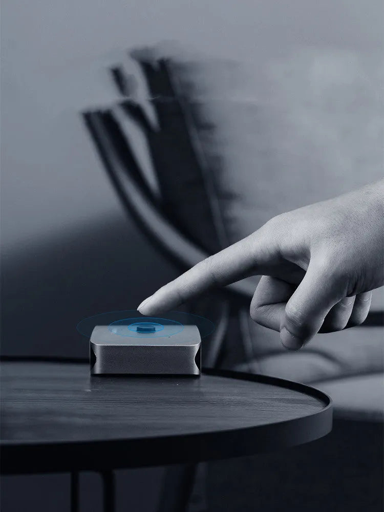 Grey Haibeisi HDMI switcher with two input ports and one output port for 4K video transmission