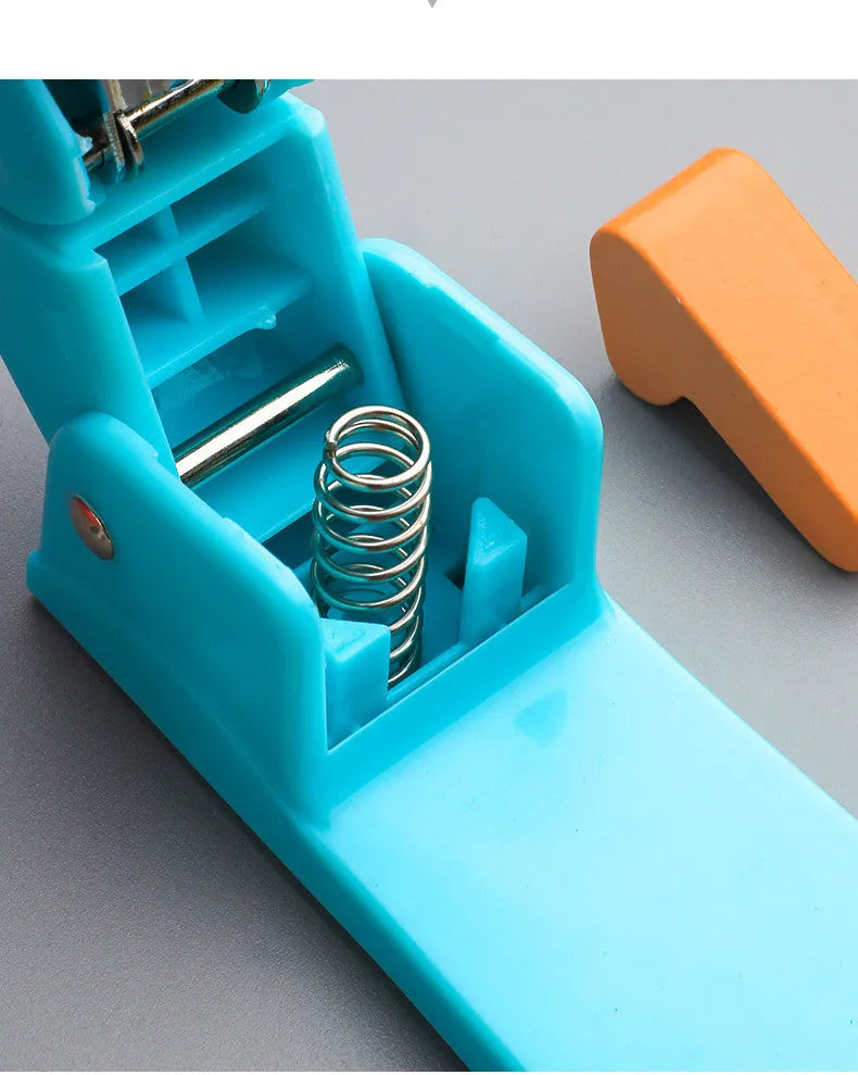 360-degree rotatable desk stapler in multiple colours showing binding directions and centre seam function.