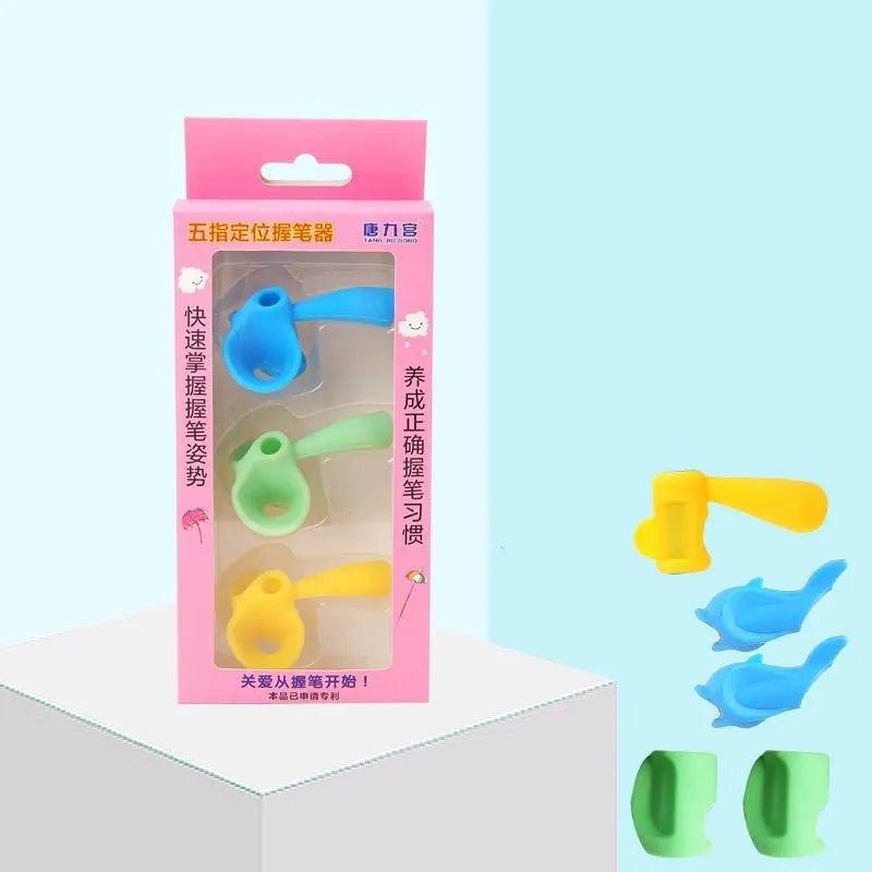 Children's handwriting pen holder corrector orthosis for kindergarten writing practice with boys and girls model options