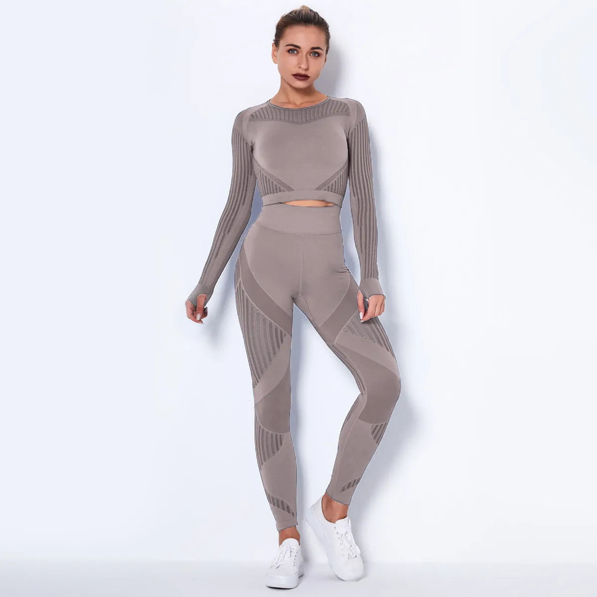 Women's long-sleeved seamless knitted yoga wearsuit in a black stripe pattern