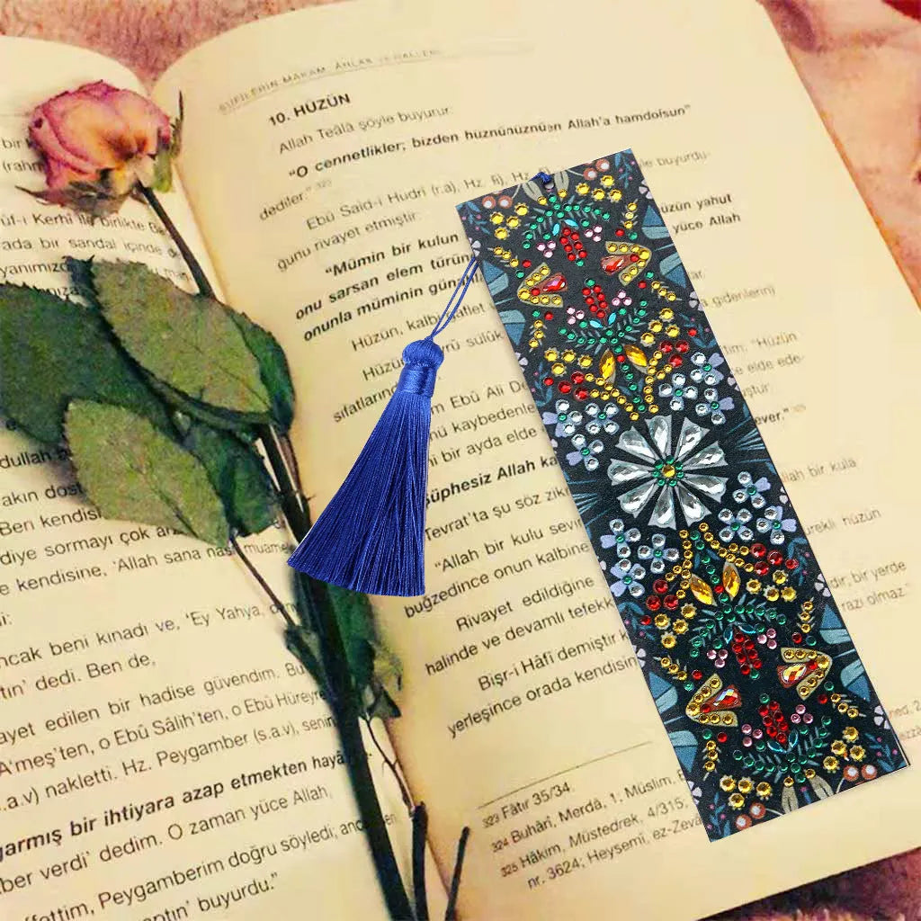 Mandala flower diamond painting bookmark craft kit with special-shaped diamonds on leather base