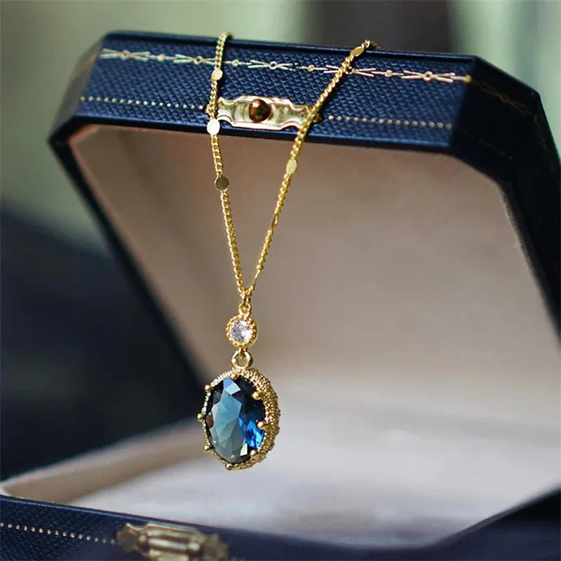 French retro geometric copper necklace with gold electroplated finish