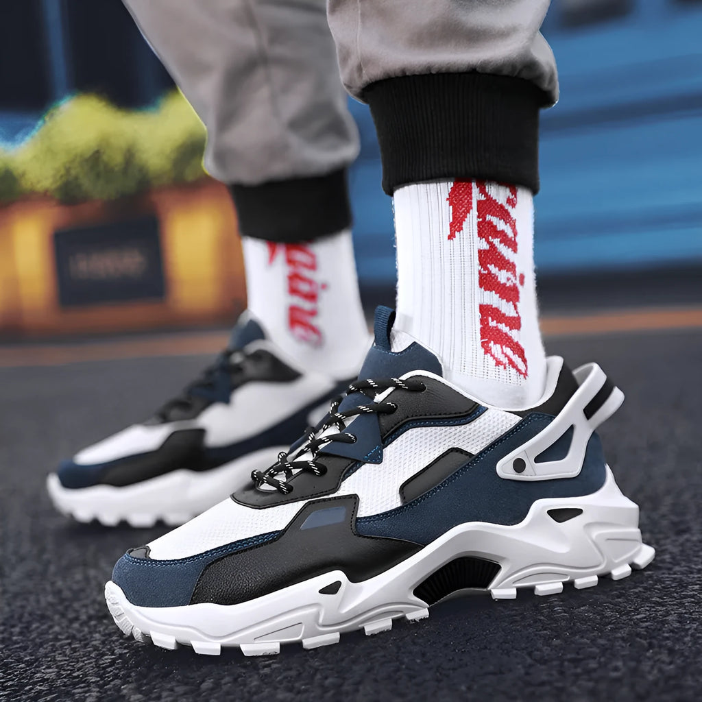 Brand men's casual breathable sneakers in beige with colour matching design