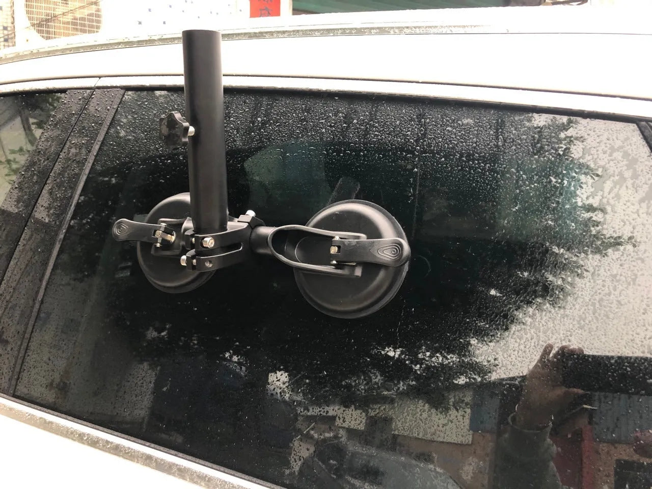 Black off-road car flagpole sucker base with ABS plastic disc and rubber glass attachment