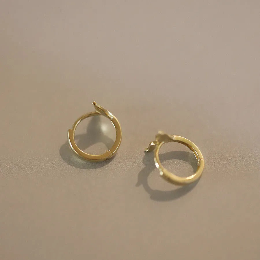 S925 sterling silver fishtail ear ring in gold colour with 8mm inner diameter