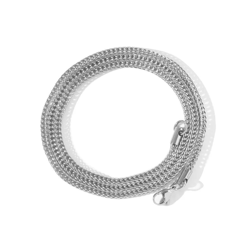 Stainless steel necklace chain 3mm 60cm vacuum electroplated StGolden colour on white background