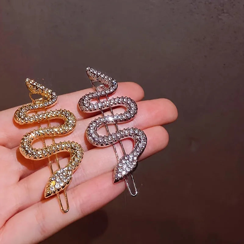 Korean style vintage snake design hair barrette in gold or silver alloy.