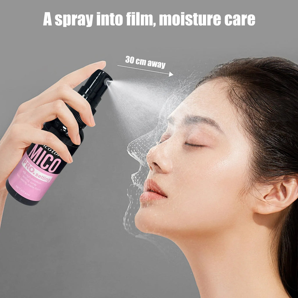 Two-in-one makeup primer and finishing spray set with 45ml lotion and 40ml spray in monochrome packaging