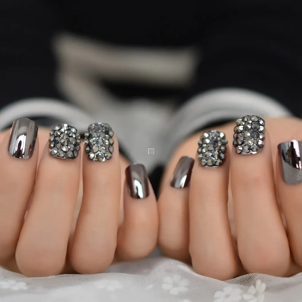Metal false nails for women square short medium length colour L5015 with metallic finish