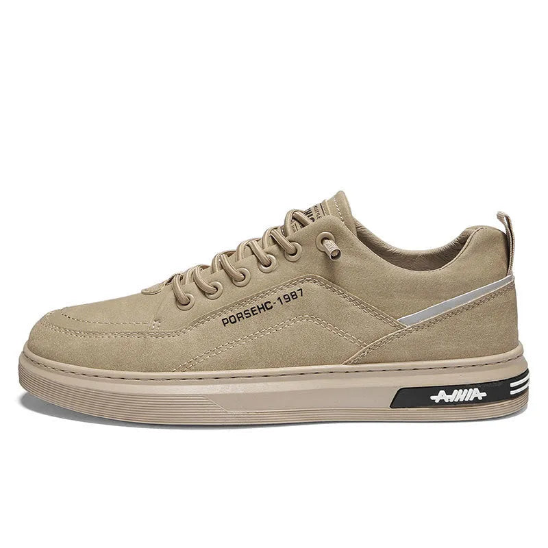 Men's black waterproof work shoes with artificial PU upper and rubber sole, low-top round toe design
