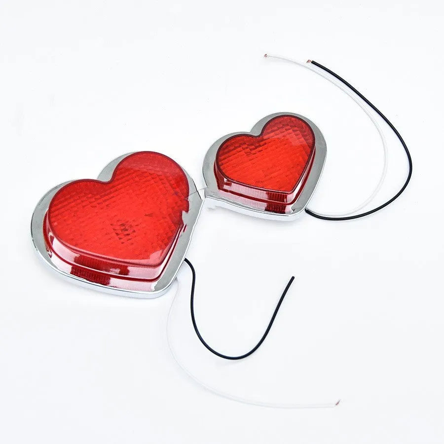 Japanese-style heart-shaped red LED automotive sidelight for fender mounting