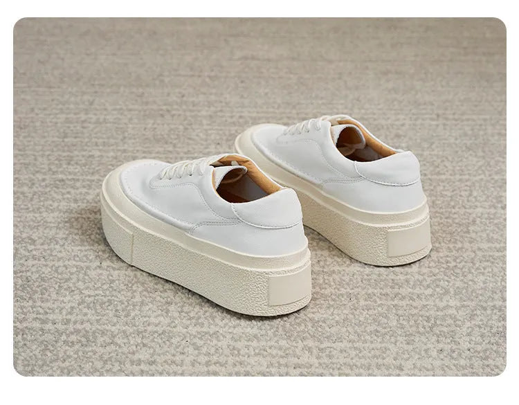 Women's black platform sports board shoes with cowhide leather upper and round toe design