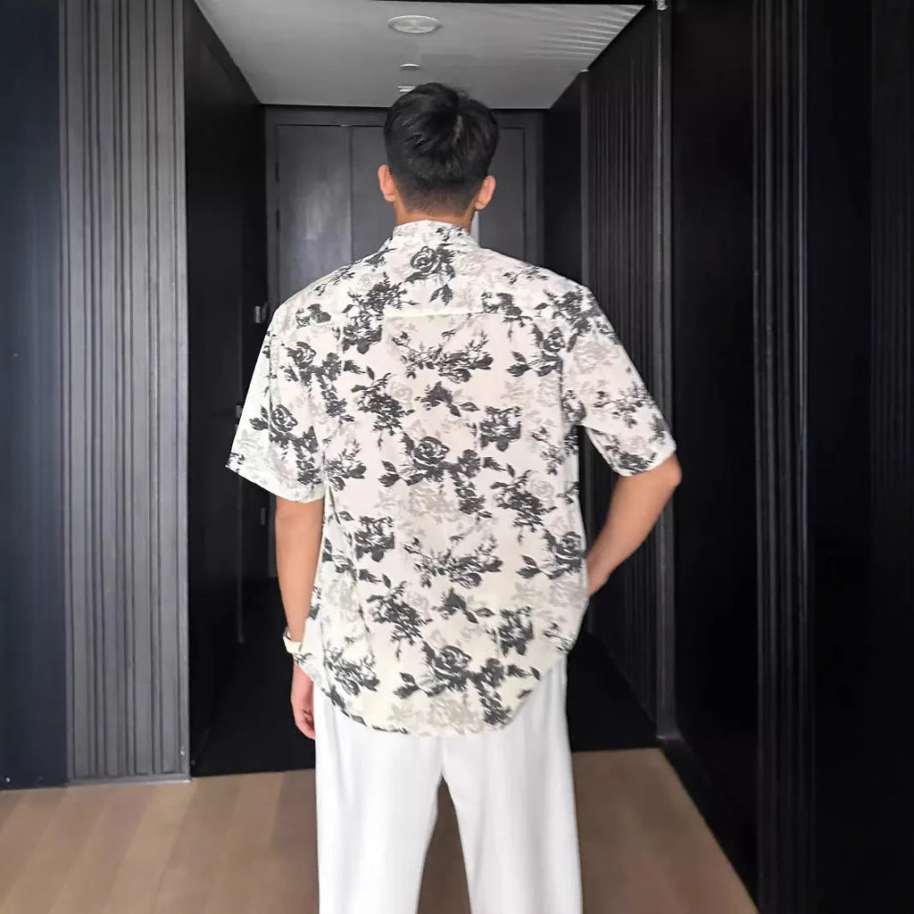 Men's loose fitting floral print short sleeve casual shirt in black and white colour options