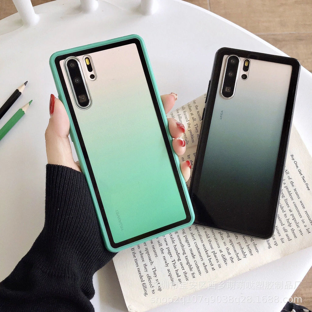 Huawei phone case in multiple colours showing TPU+PC hybrid construction
