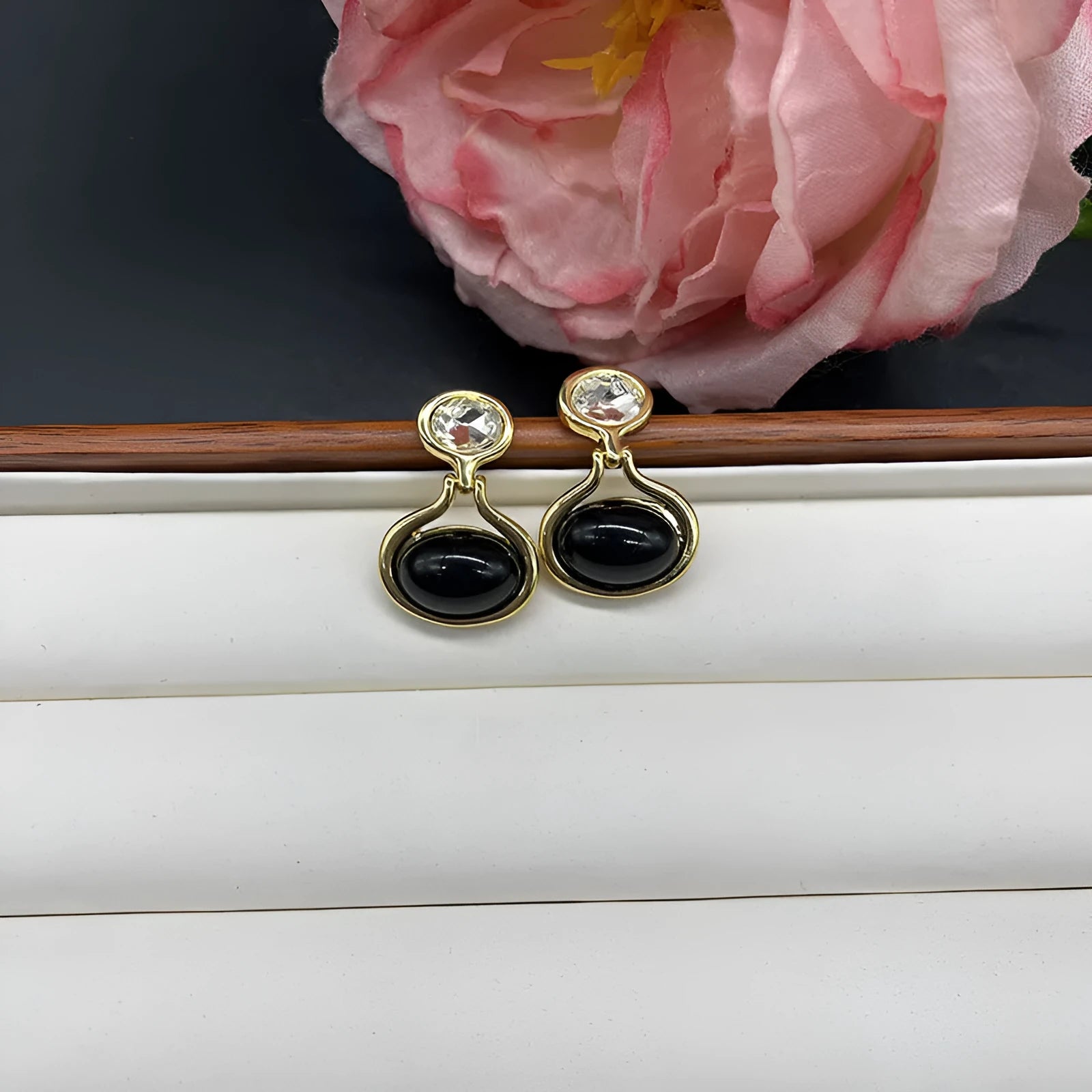 Black and gold geometric round oval alloy earrings with electroplated finish