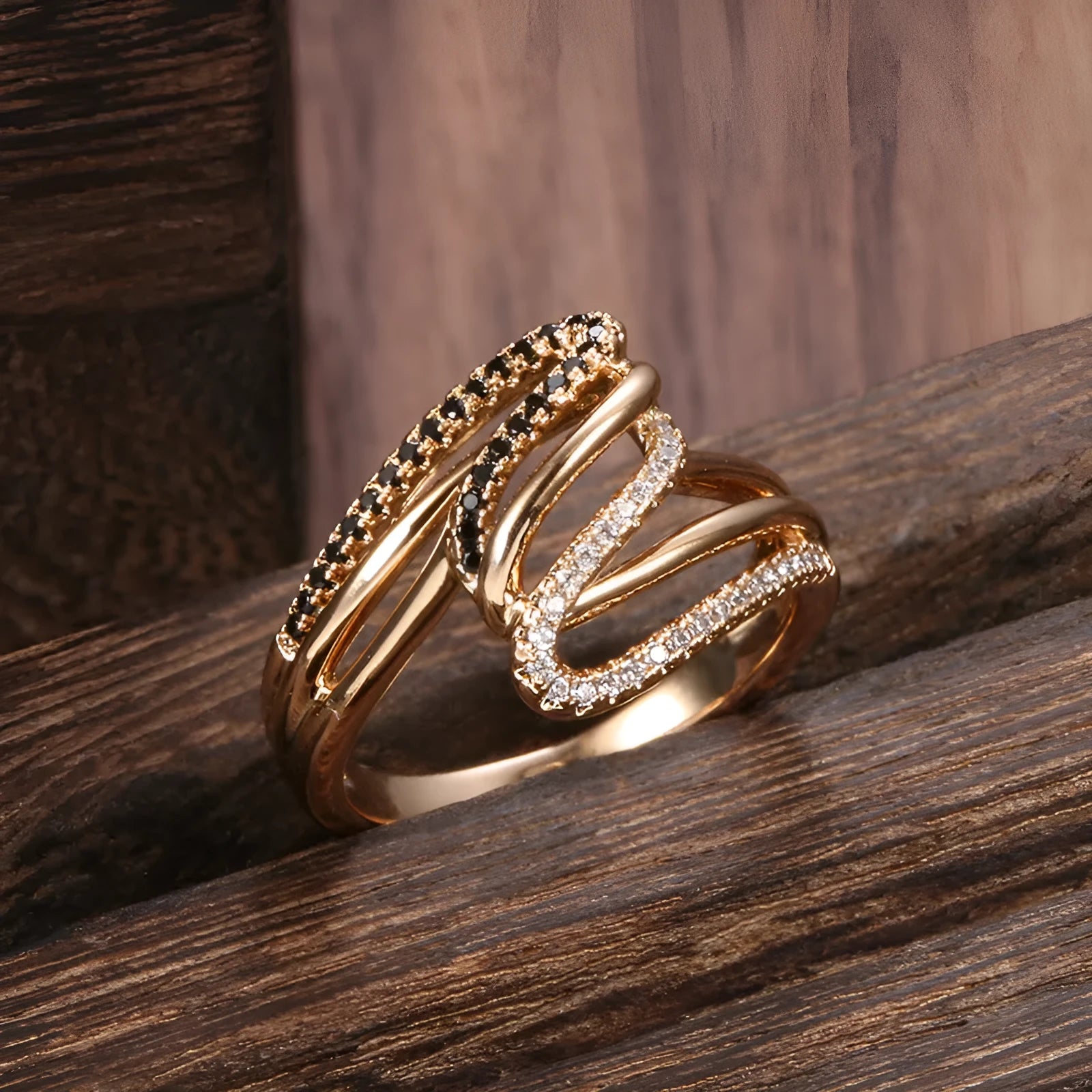 Women's micro-inlaid zircon ring in copper with electroplated finish, colour WK2230