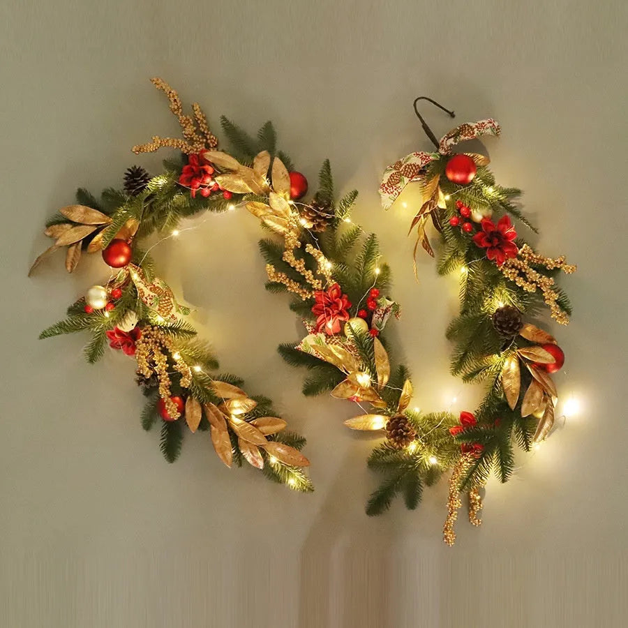 Artificial plastic Christmas garland in American country style available in four decorative variations