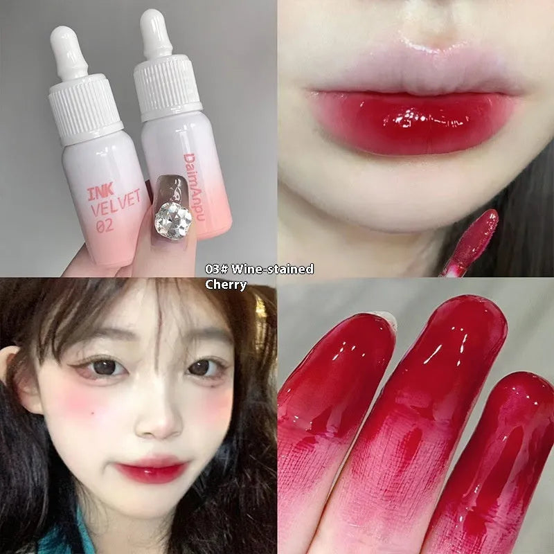 Mirror Lip Lacquer tube from milk huhoo series in fade-resistant formula, 3.5g net content.