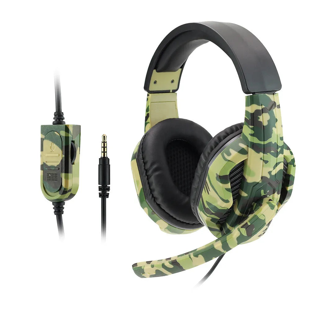 Army green camouflage wired gaming headset with 40mm driver and built-in microphone