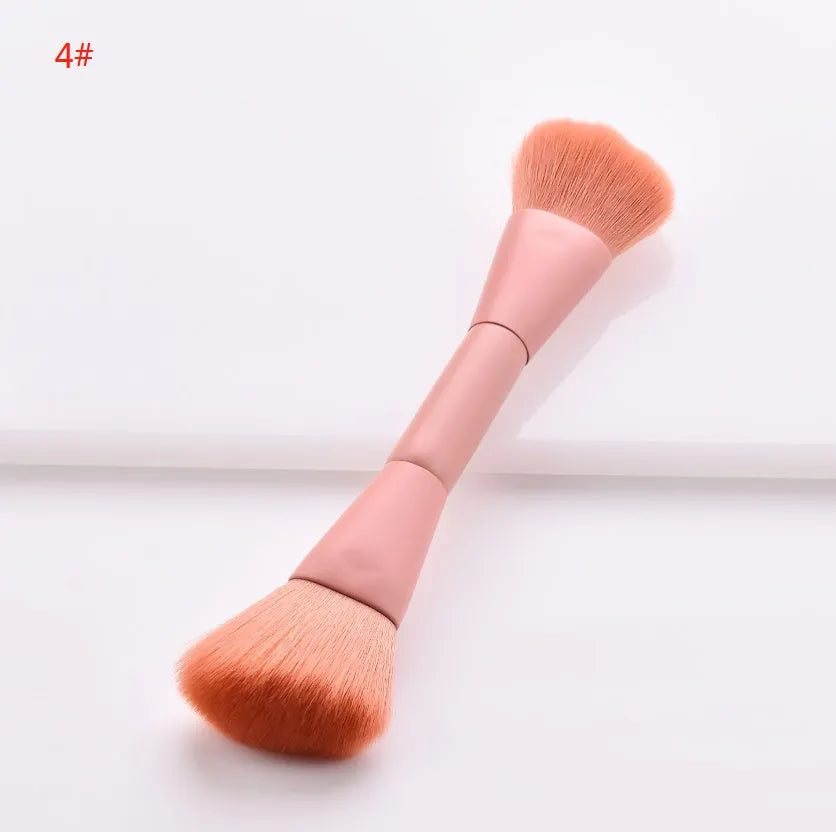 10-piece wooden handle makeup brush set with nylon bristles for professional cosmetic application