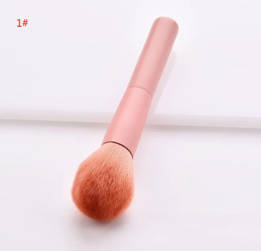 10-piece wooden handle makeup brush set with nylon bristles for professional cosmetic application