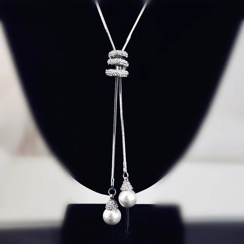 Alloy pearl necklace with twin-strand bamboo chain in silver finish