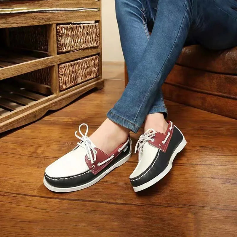 Men's solid colour casual shoes with round toe and flat heel on a white background.