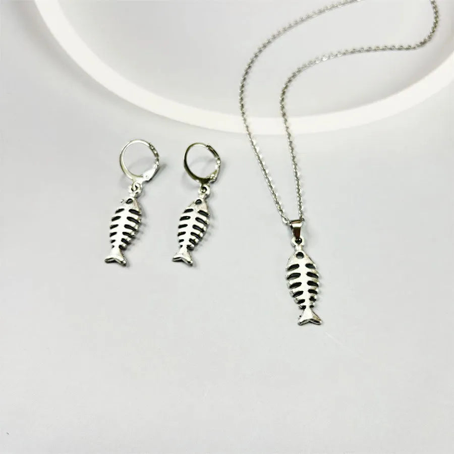 Fishbone pendant necklace and earrings set with adjustable length retro jewellery