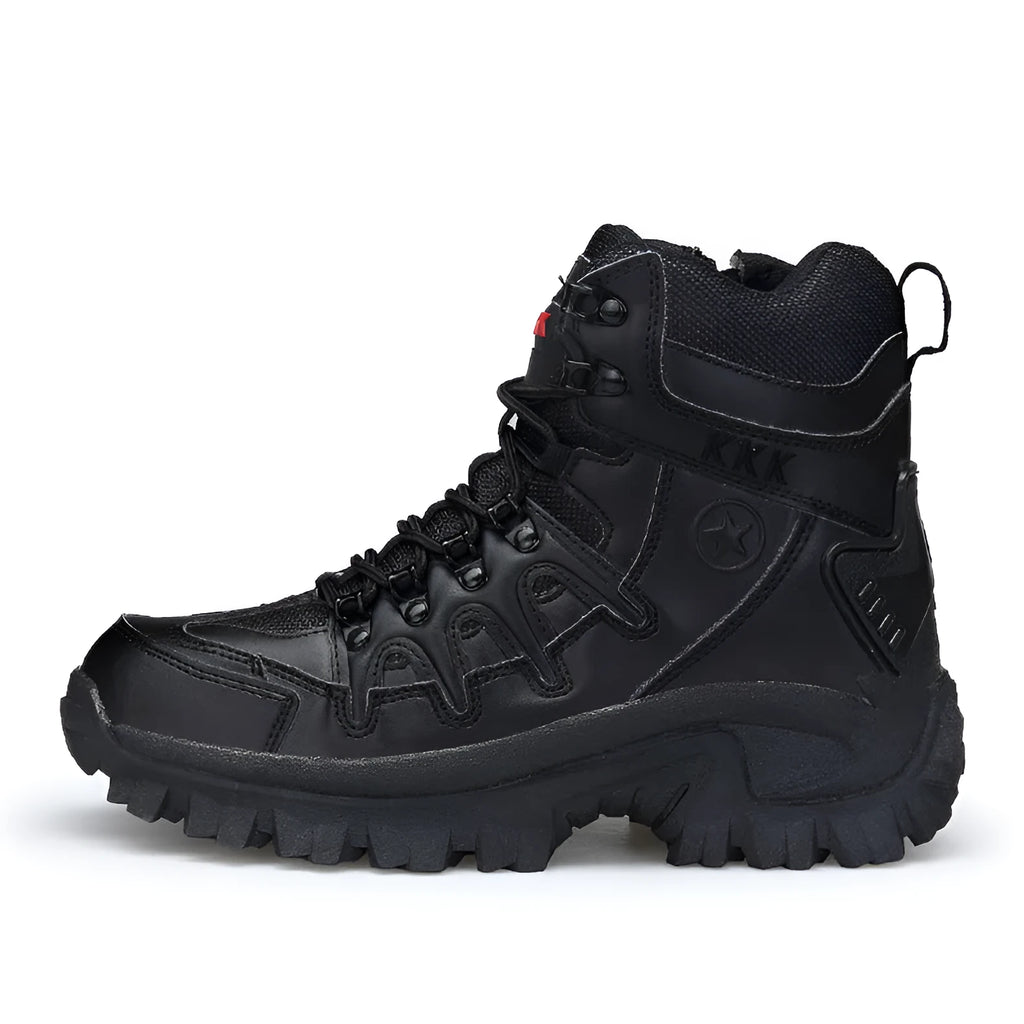 Men's US Army Delta tactical boots in black and sand colours with rubber soles