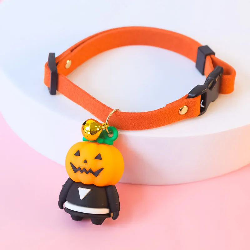 Halloween dog collar decoration in luminous skull design showing polyester material and size measurement indicators